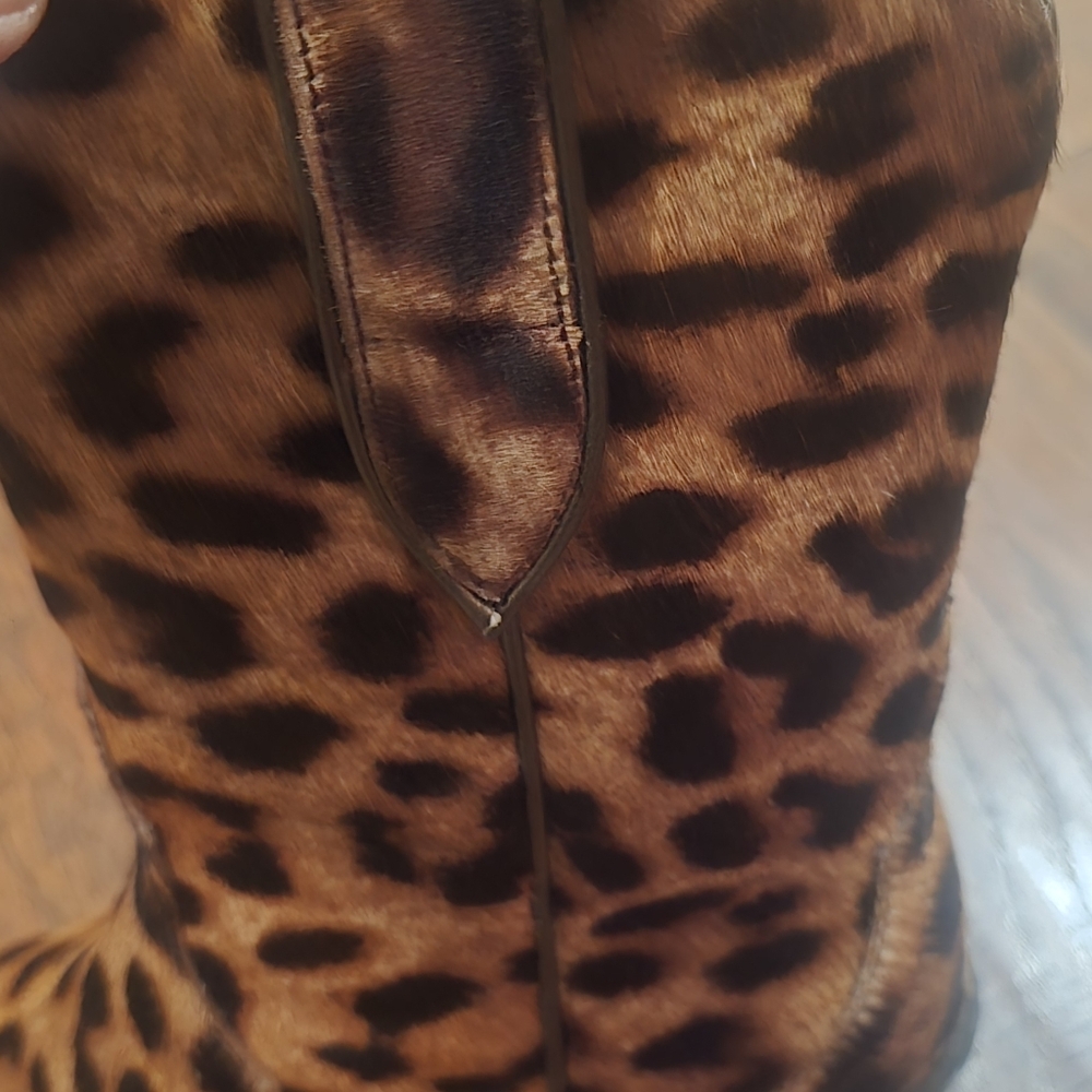 ARIAT Leopard Print Women's Cowboy Booties - Picture 7 of 7